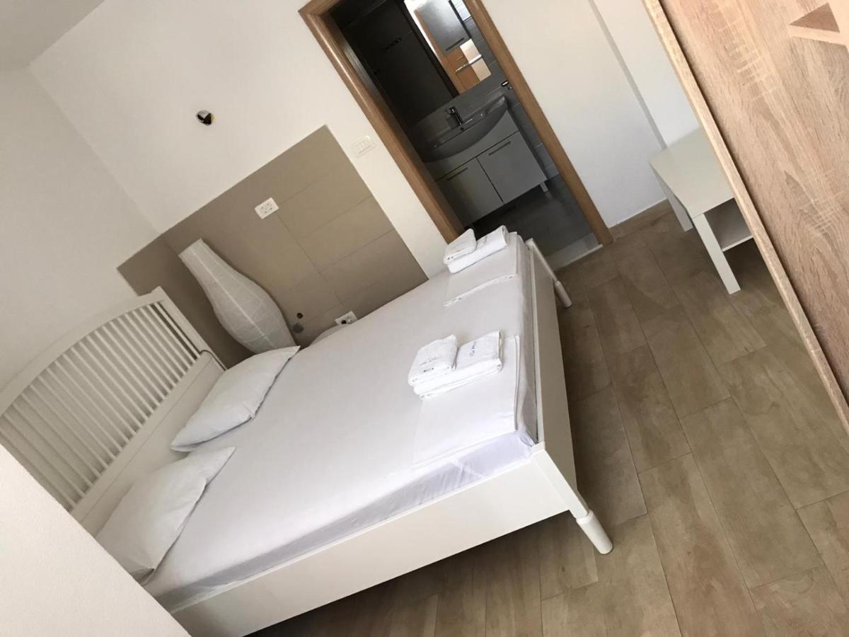 Villa Melassy Makarska Eksteriør bilde